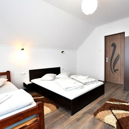 Casa de Oaspeti Cristian Praid Habitación foto