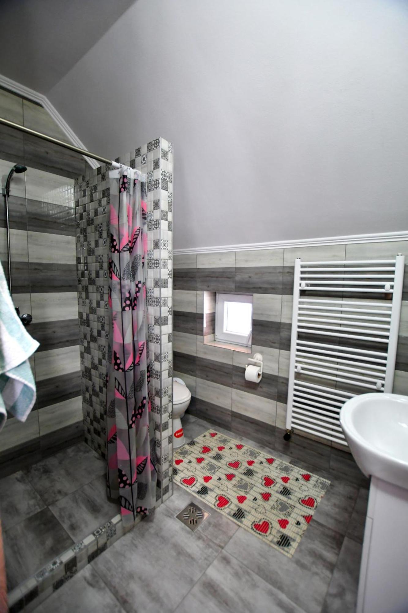 Casa de Oaspeti Cristian Praid Habitación foto